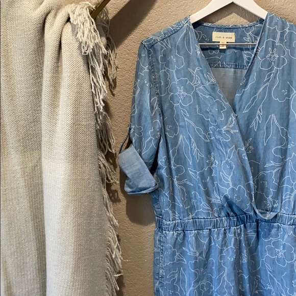 Anthropologie Pants - Anthropologie Cloth & Stone denim floral romper S
